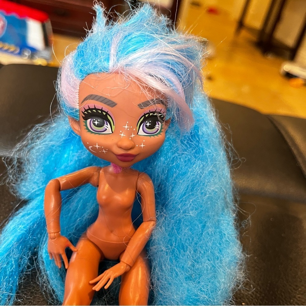 cave club tella doll blue hair sun moon